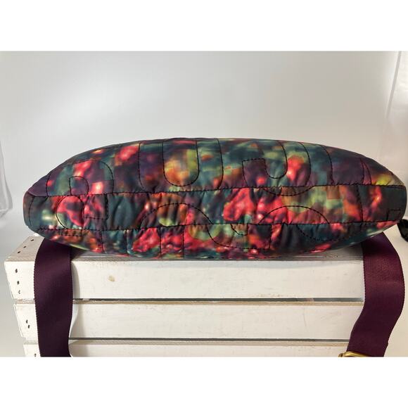 MARC BY MARC JACOBS COLORFUL QUILTED LAPTOP  CROSSBODY BAG - Picture 5 of 16